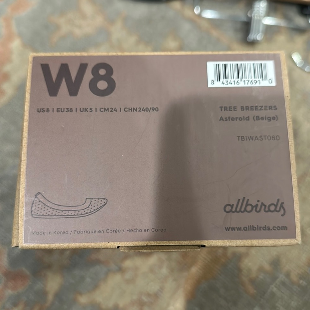 All birds Asteroids in beige size 8